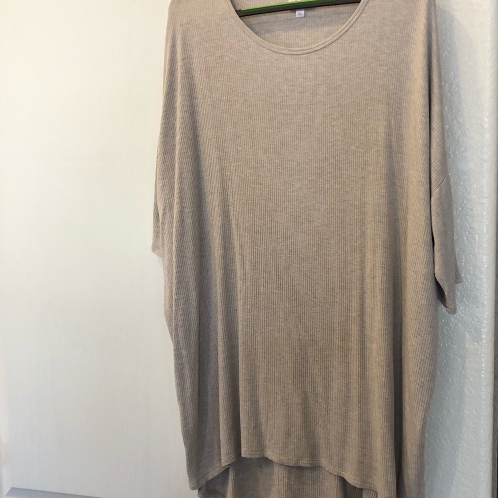 🛑SOLD🛑NWOT XL Irma